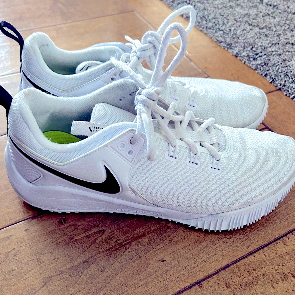 Nike Venom Hyerace2 Volleyball Shoes, Size 10 Gem
